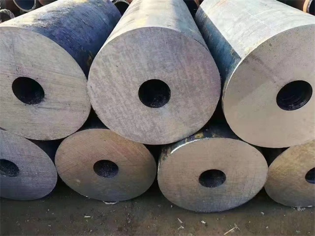 浙江35crmo厚壁无缝钢管